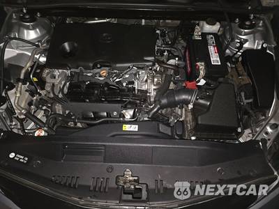 2019 Toyota Camry LE - zdjęcie 15 z 27 - miniatura