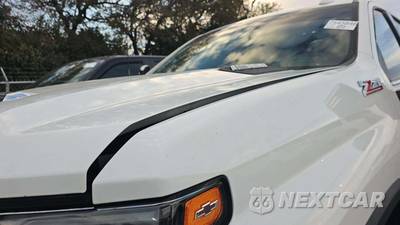2025 Chevrolet Silverado 2500HD LTZ Crew Cab Medium Bed 1LZ - zdjęcie 19 z 27 - miniatura