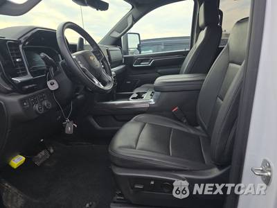 2025 Chevrolet Silverado 2500HD LTZ Crew Cab Medium Bed 1LZ - zdjęcie 7 z 20 - miniatura