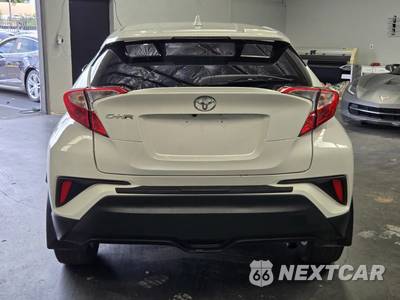 2021 Toyota C-HR LE - zdjęcie 3 z 5 - miniatura