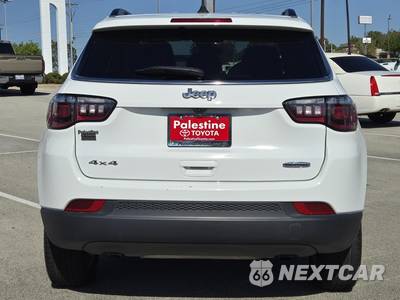2025 Jeep Compass Latitude - zdjęcie 5 z 35 - miniatura