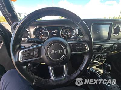 2018 Jeep Wrangler Unlimited Sahara - zdjęcie 16 z 24 - miniatura