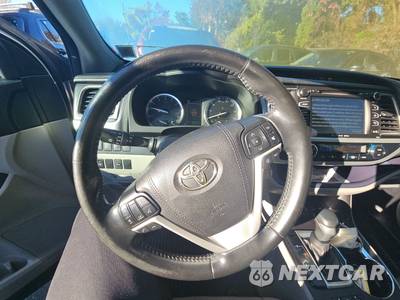 2017 Toyota Highlander Limited - zdjęcie 10 z 26 - miniatura