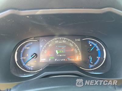 2023 Toyota RAV4 Hybrid LE - zdjęcie 12 z 29 - miniatura