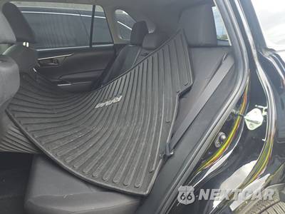 2024 Toyota RAV4 Hybrid LE - zdjęcie 13 z 27 - miniatura