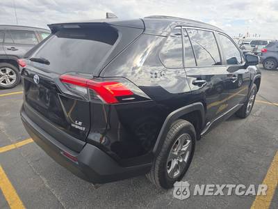 2024 Toyota RAV4 Hybrid LE - zdjęcie 4 z 27 - miniatura