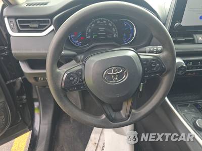2024 Toyota RAV4 Hybrid LE - zdjęcie 10 z 27 - miniatura