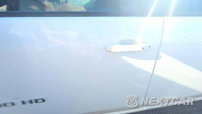 2022 Chevrolet Silverado 2500HD LT Crew Cab Medium Bed 1LT - zdjęcie 23 z 35 - miniatura