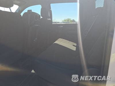 2022 Chevrolet Silverado 2500HD LT Crew Cab Medium Bed 1LT - zdjęcie 13 z 35 - miniatura