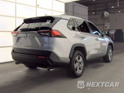 2022 Toyota RAV4 Hybrid XLE - zdjęcie 4 z 33 - miniatura