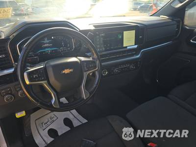 2022 Chevrolet Silverado 1500 LT Crew Cab Short Bed 1LT - zdjęcie 11 z 29 - miniatura