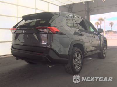 2024 Toyota RAV4 Hybrid LE - zdjęcie 4 z 27 - miniatura
