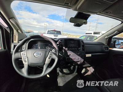 2020 Nissan TITAN S Extended Cab Medium Bed w/Rear Doors - zdjęcie 11 z 48 - miniatura
