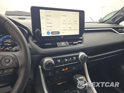 2023 Toyota RAV4 Hybrid XSE - zdjęcie 11 z 21 - miniatura