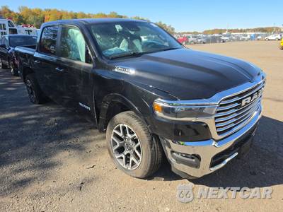 2026 Ram 1500 Laramie Crew Cab Short Bed - zdjęcie 3 z 18 - miniatura