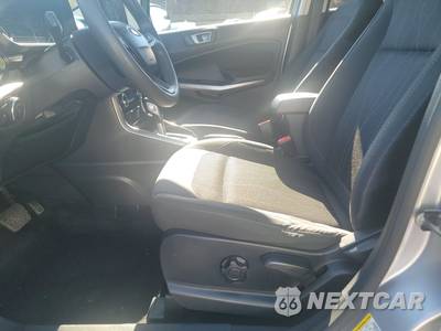 2022 Ford EcoSport SE - zdjęcie 7 z 30 - miniatura