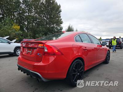 2013 Volvo S60 T6 R-Design Platinum - zdjęcie 4 z 37 - miniatura