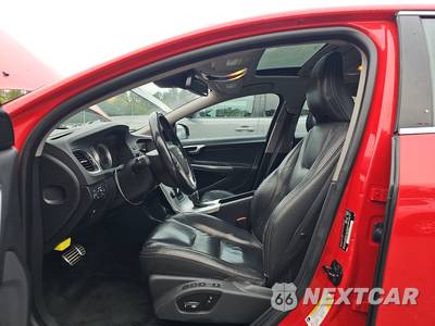 2013 Volvo S60 T6 R-Design Platinum - zdjęcie 7 z 37 - miniatura