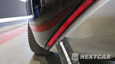 2018 Land Rover Range Rover Velar R-Dynamic SE - zdjęcie 27 z 47 - miniatura