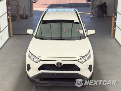 2024 Toyota RAV4 XLE - zdjęcie 2 z 19 - miniatura