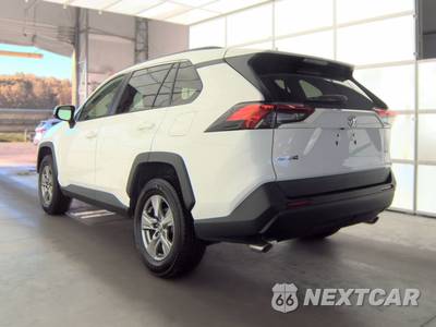 2024 Toyota RAV4 XLE - zdjęcie 6 z 19 - miniatura