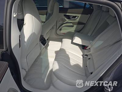 2022 Mercedes-Benz EQS 450+ - zdjęcie 13 z 33 - miniatura