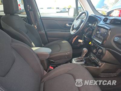 2023 Jeep Renegade Latitude - zdjęcie 8 z 27 - miniatura