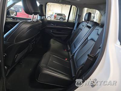 2023 Jeep Grand Cherokee Limited - zdjęcie 13 z 24 - miniatura