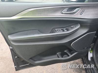 2023 Jeep Grand Cherokee Limited - zdjęcie 9 z 27 - miniatura