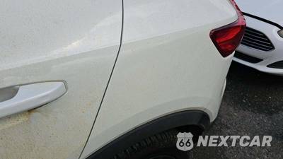 2022 Volvo XC40 T5 R-Design - zdjęcie 20 z 34 - miniatura