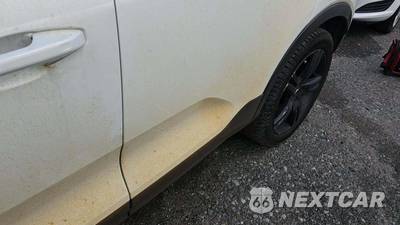 2022 Volvo XC40 T5 R-Design - zdjęcie 21 z 34 - miniatura