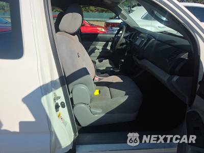 2015 Toyota Tacoma Extended Cab Medium Bed w/Rear Doors - zdjęcie 8 z 49 - miniatura