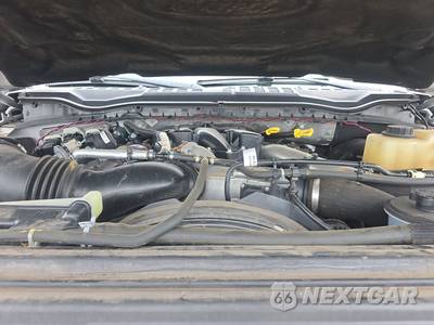 2019 Ford Super Duty F-250 Lariat Crew Cab Medium Bed - zdjęcie 16 z 32 - miniatura
