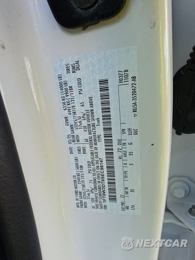 2025 Ford Super Duty F-350 XLT Crew Cab Long Bed DRW - zdjęcie 14 z 19 - miniatura