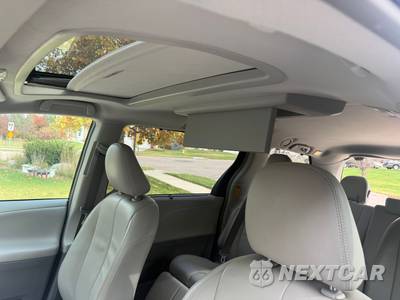 2013 Toyota Sienna XLE 7-Passenger 119.3" WB - zdjęcie 26 z 40 - miniatura
