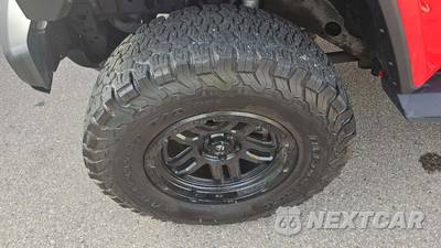 2021 Jeep Wrangler Unlimited Sahara - zdjęcie 30 z 41 - miniatura