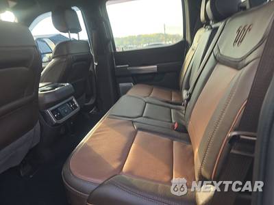 2024 Ford Super Duty F-250 King Ranch Crew Cab Medium Bed - zdjęcie 7 z 11 - miniatura