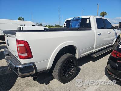 2019 Ram 3500 Laramie Crew Cab Long Bed - zdjęcie 4 z 32 - miniatura