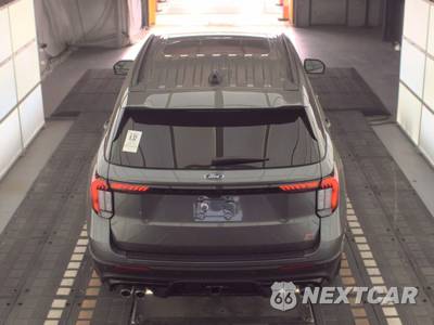 2025 Ford Explorer ST - zdjęcie 6 z 31 - miniatura