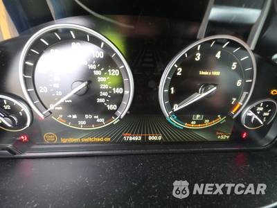 2016 BMW X5 Sports Activity Vehicle xDrive35i - zdjęcie 12 z 26 - miniatura