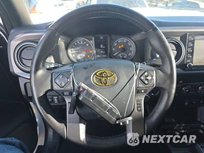 2020 Toyota Tacoma TRD Sport Crew Cab Medium Bed - zdjęcie 10 z 42 - miniatura