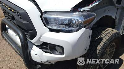 2020 Toyota Tacoma TRD Sport Crew Cab Medium Bed - zdjęcie 23 z 42 - miniatura