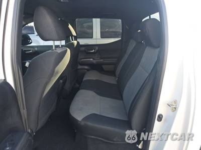 2020 Toyota Tacoma TRD Sport Crew Cab Medium Bed - zdjęcie 13 z 42 - miniatura