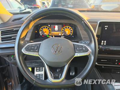 2024 Volkswagen Atlas 2.0T SEL Premium R-Line - zdjęcie 16 z 28 - miniatura
