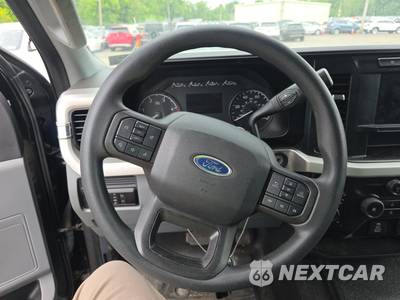 2023 Ford Super Duty F-350 XL Crew Cab Long Bed DRW - zdjęcie 10 z 36 - miniatura
