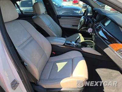2014 BMW X6 Sports Activity Vehicle xDrive35i - zdjęcie 8 z 54 - miniatura