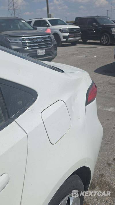 2020 Toyota Corolla LE Sedan - zdjęcie 26 z 38 - miniatura