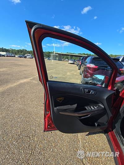2019 Ford EcoSport SE - zdjęcie 9 z 36 - miniatura