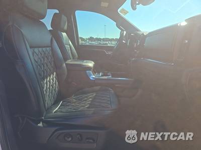 2024 Chevrolet Silverado 2500HD High Country Crew Cab Medium Bed 3LZ - zdjęcie 8 z 31 - miniatura