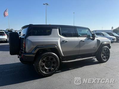 2026 GMC HUMMER EV SUV 3X - zdjęcie 12 z 40 - miniatura